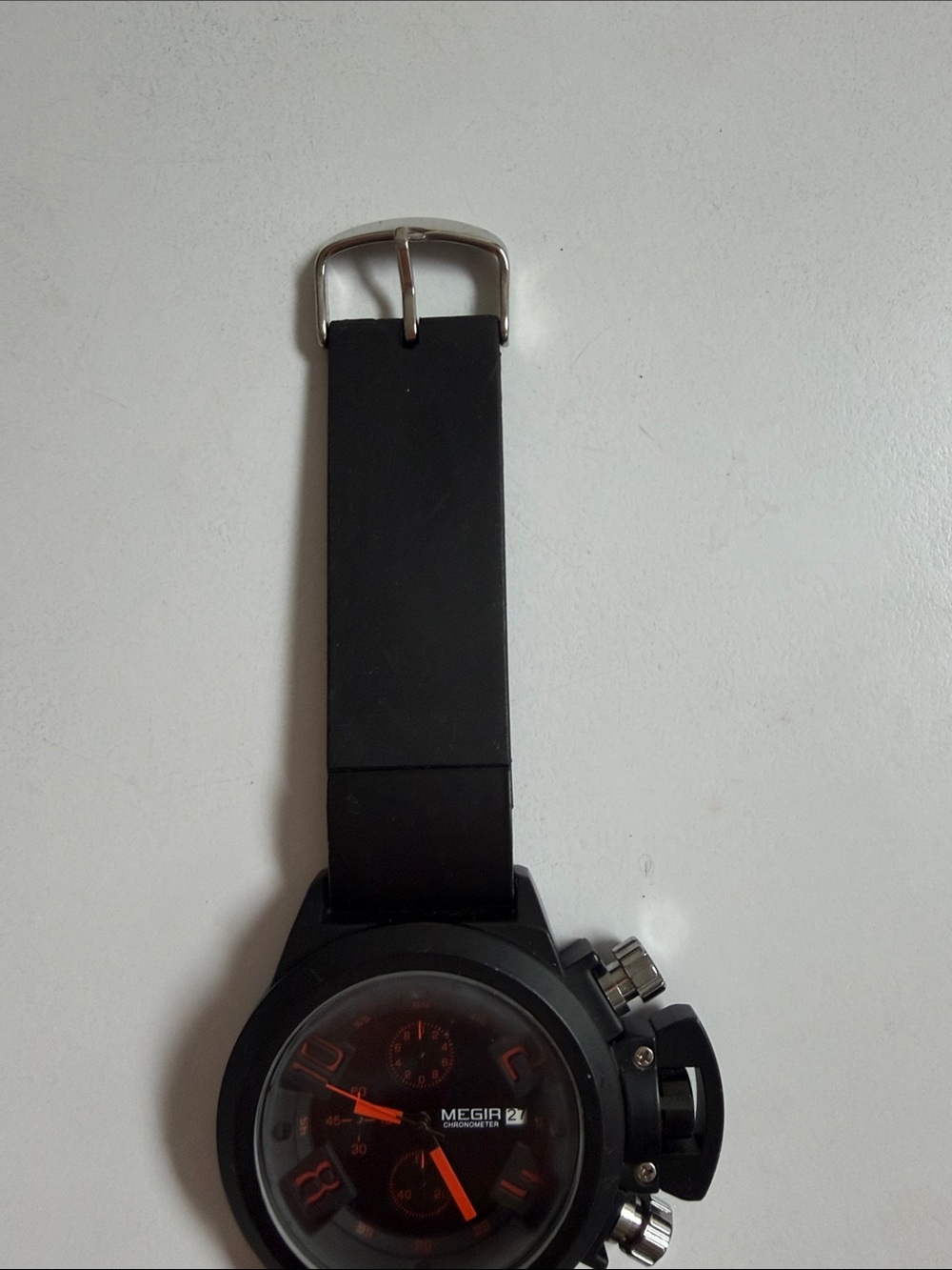 MEGIA Black and Orange Men's Watch needs battery - Picture 6 of 9